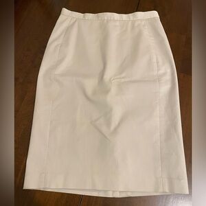 Cream Pencil Skirt Size 0P Ann Taylor